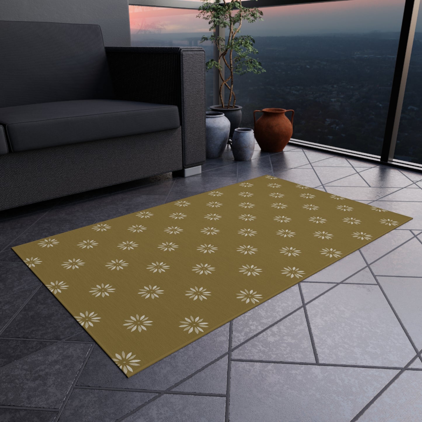 Cream Daisy on light green/gold Outdoor Rug