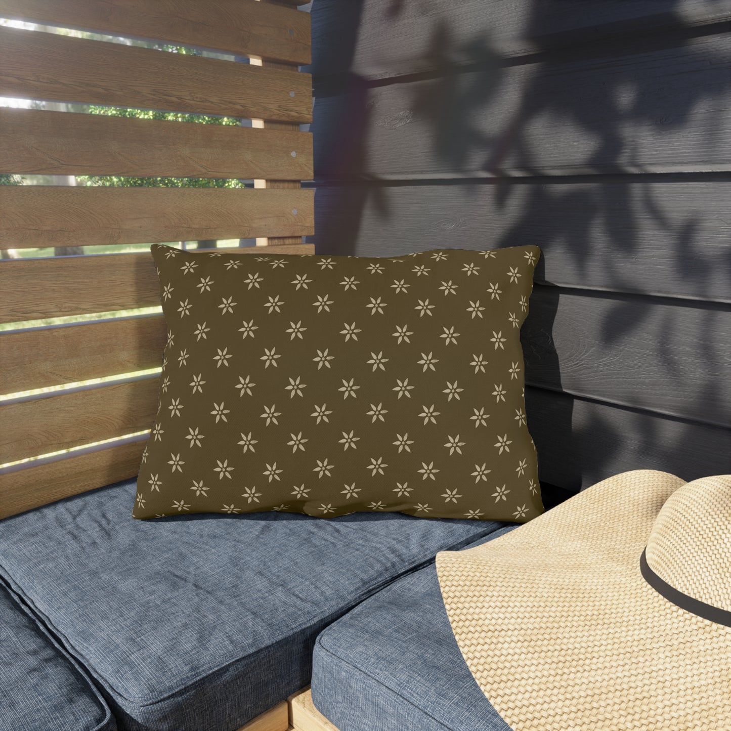 Cozy Outdoor Pillows with Floral Pattern - Perfect for Patios & Picnics