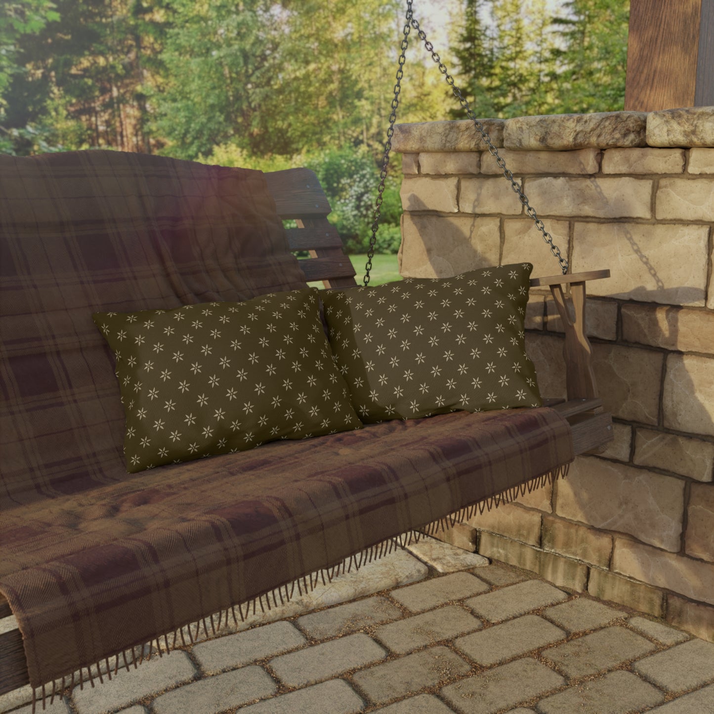 Cozy Outdoor Pillows with Floral Pattern - Perfect for Patios & Picnics